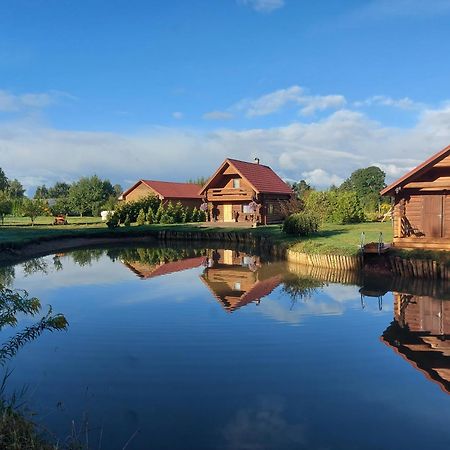 Lindiki Hotel Salaspils Eksteriør billede