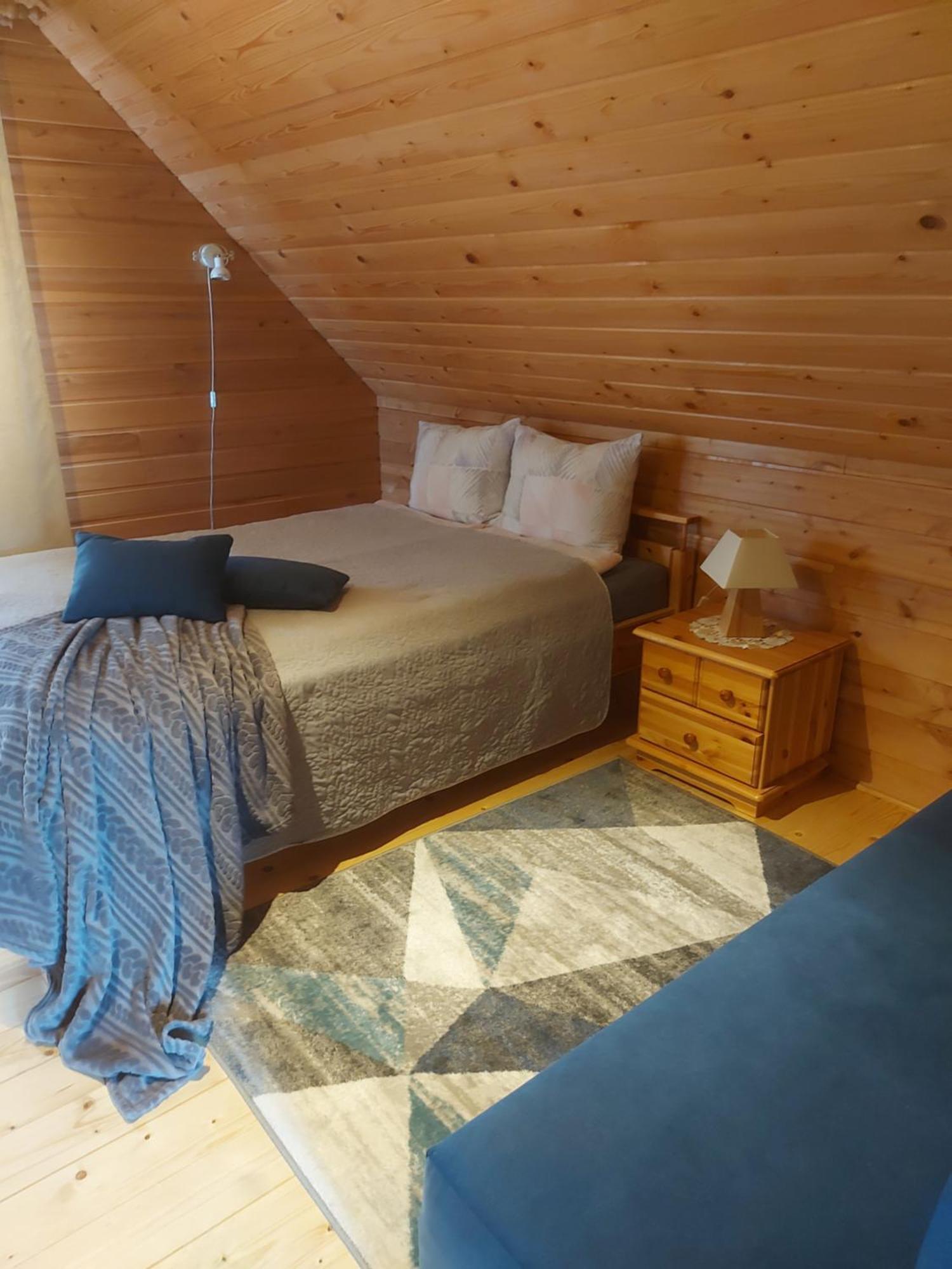Lindiki Hotel Salaspils Eksteriør billede
