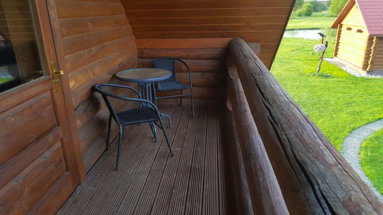 Lindiki Hotel Salaspils Eksteriør billede